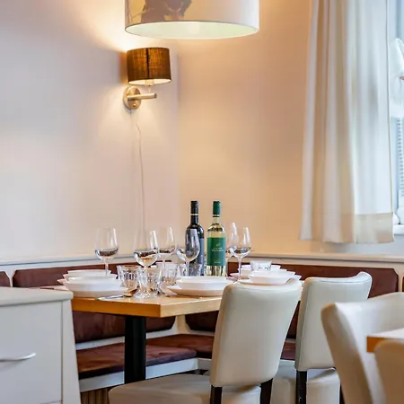 Neva Saalbach-Hinterglemm