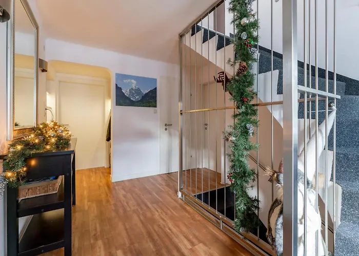 Neva Saalbach-Hinterglemm