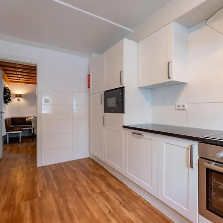 Neva Saalbach-Hinterglemm