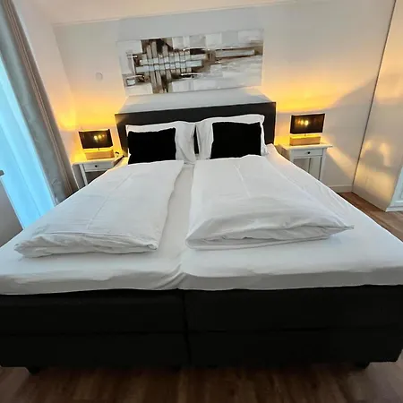 Neva * Saalbach-Hinterglemm